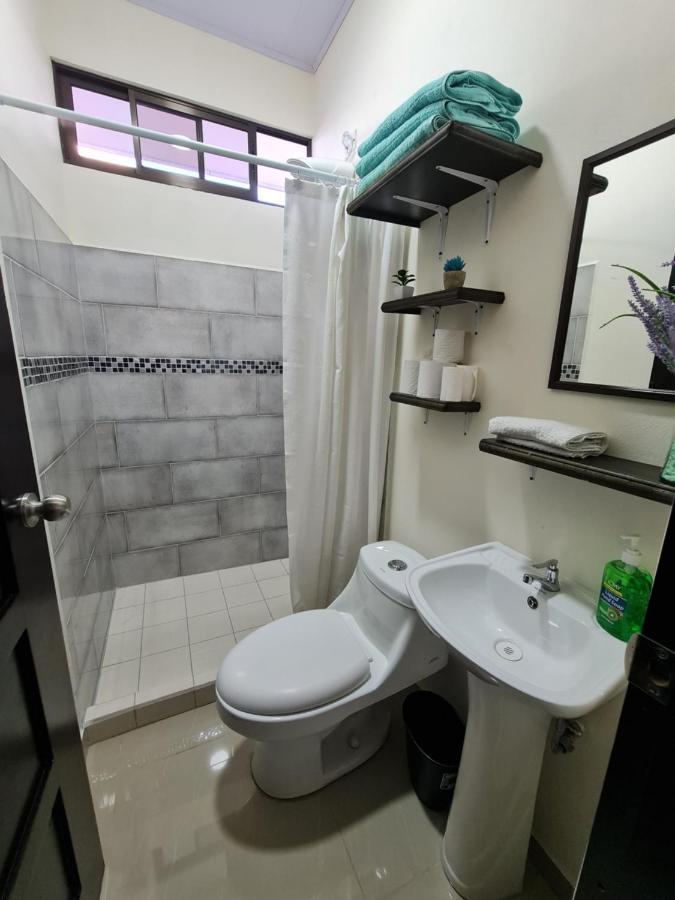 Apartamentos Ave Del Paraiso Alajuela Ngoại thất bức ảnh