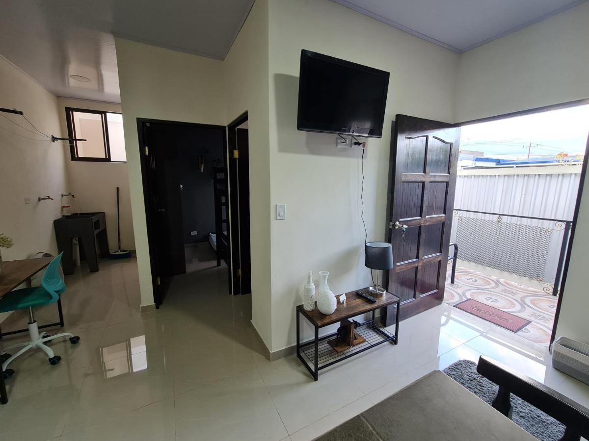 Apartamentos Ave Del Paraiso Alajuela Ngoại thất bức ảnh