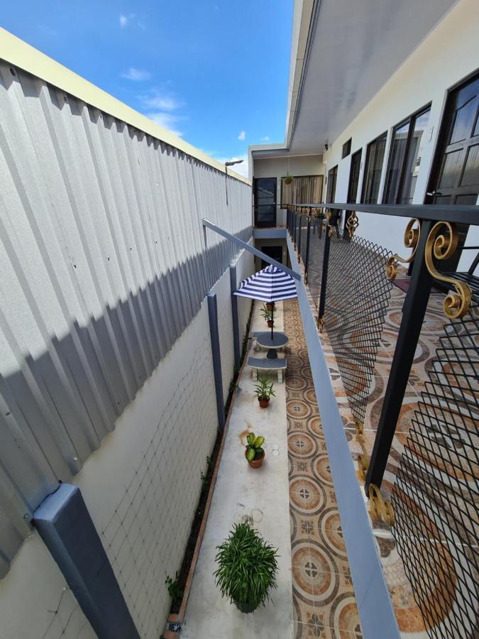 Apartamentos Ave Del Paraiso Alajuela Ngoại thất bức ảnh