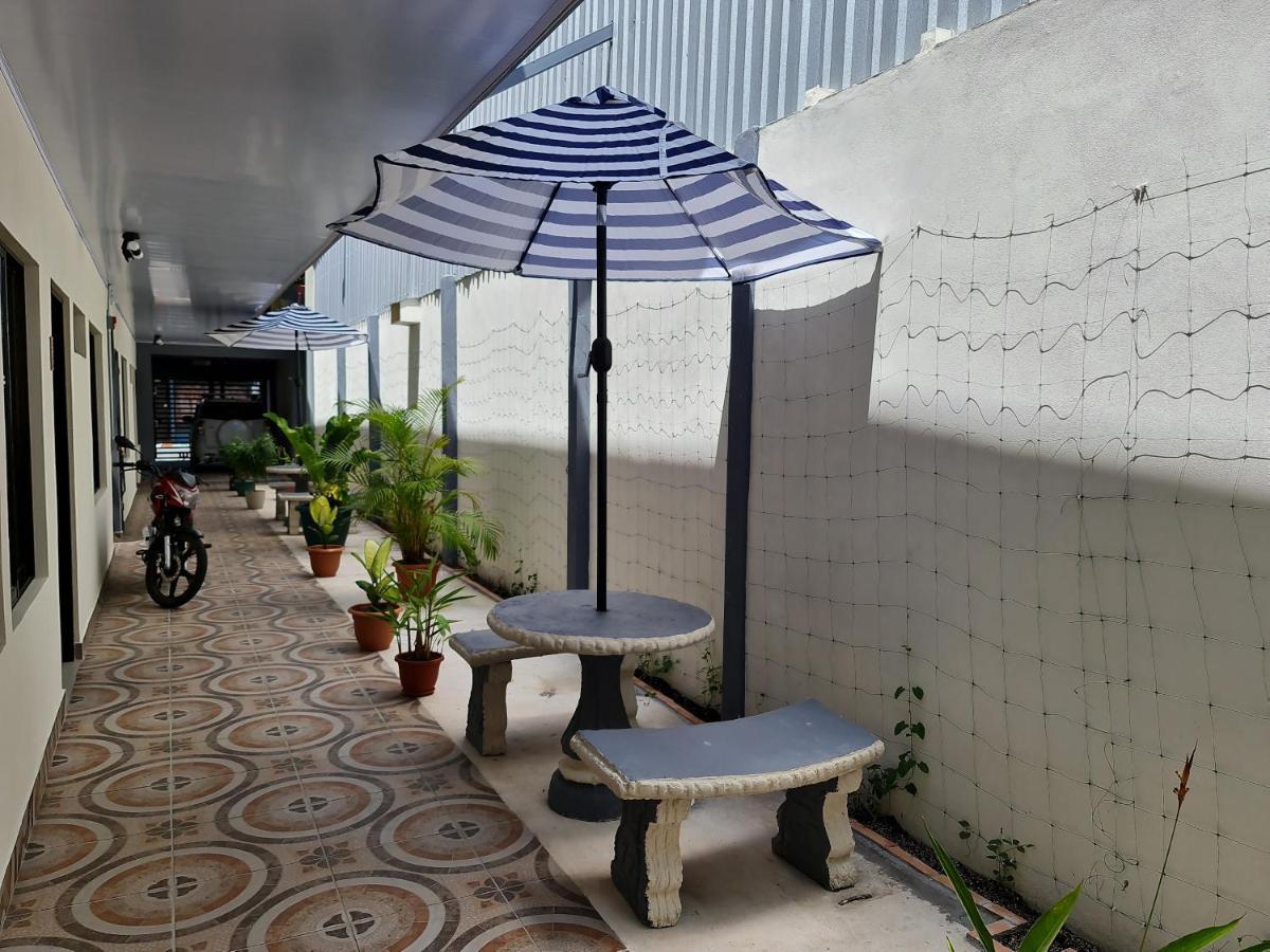 Apartamentos Ave Del Paraiso Alajuela Ngoại thất bức ảnh